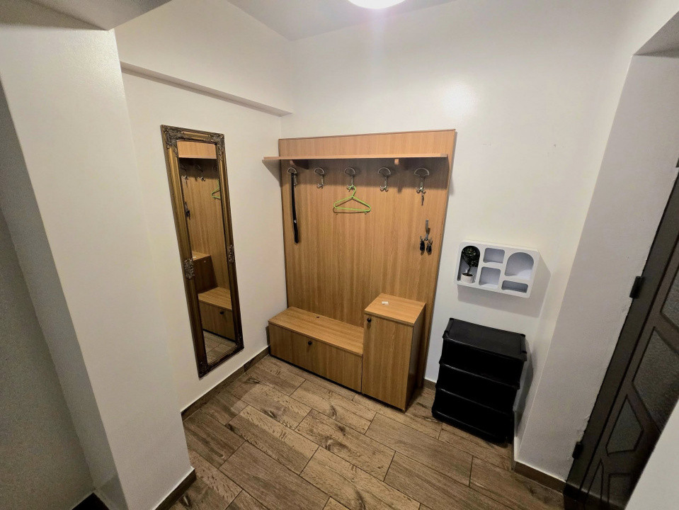 Apartament de închiriat | 3 camere | 65mp | Pacurari zona Smile Pizza