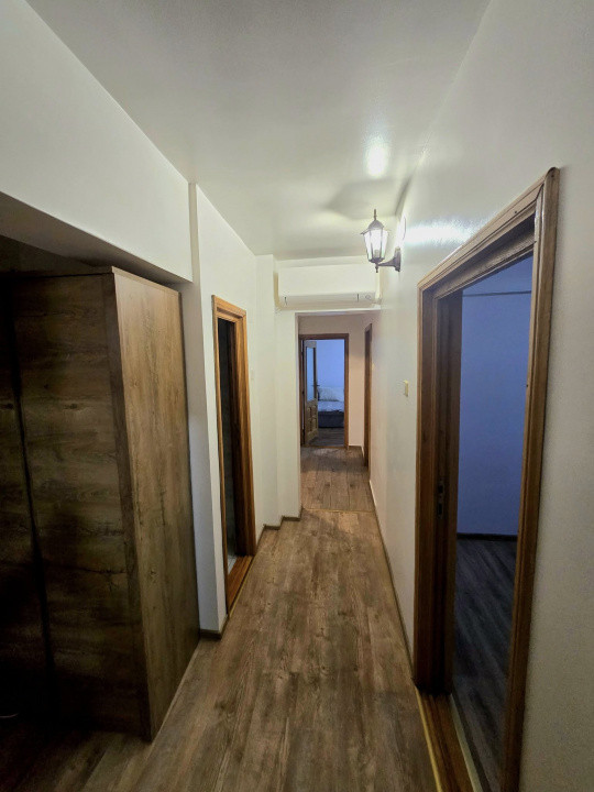 Apartament de închiriat | 3 camere | 65mp | Pacurari zona Smile Pizza