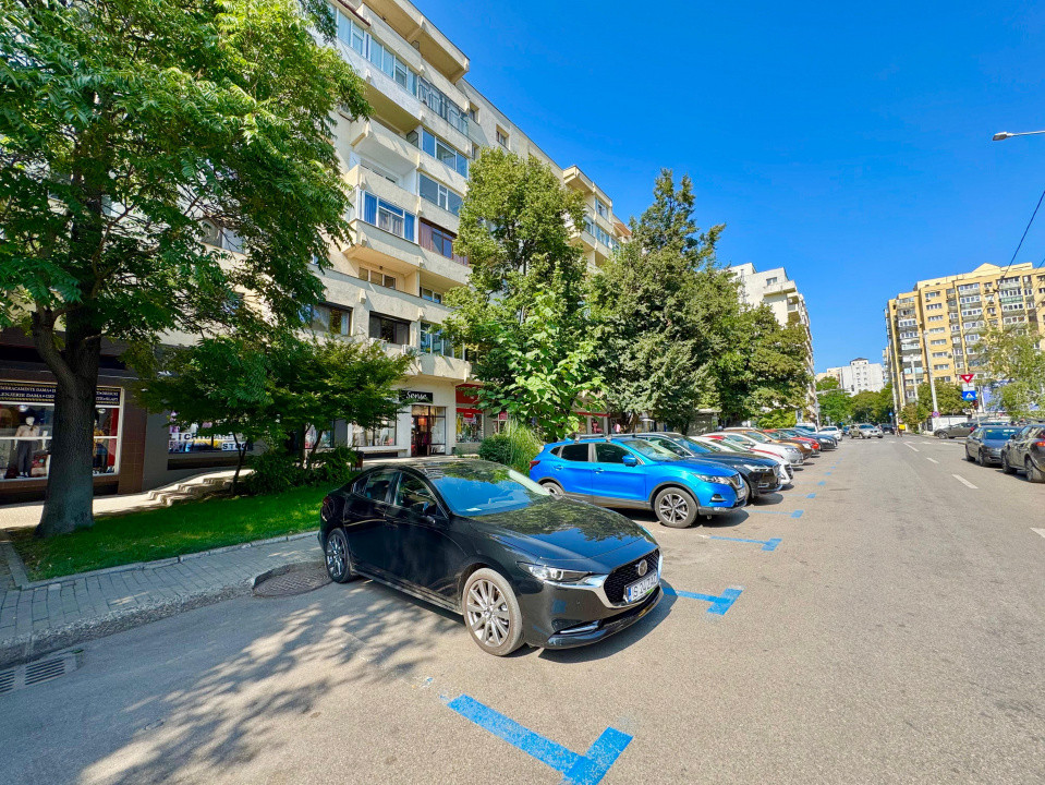 Inchiriere Spatiu comercial-Showroom & magazin- parter 90mp - CENTRU