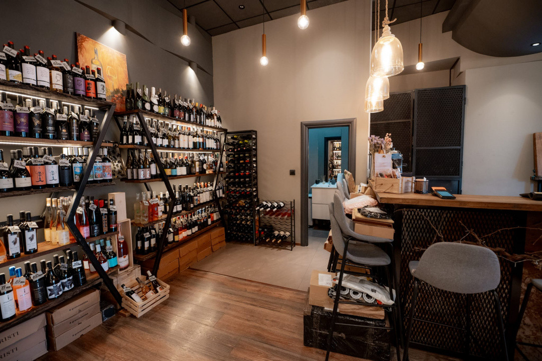 Inchiriere Spatiu comercial-Showroom & magazin- parter 115mp- Sf.Lazar