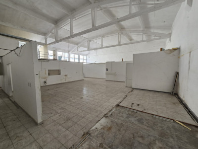 Inchiriere Hala Industriala 360 mp + 142 mp parcare- Carrefour Felicia