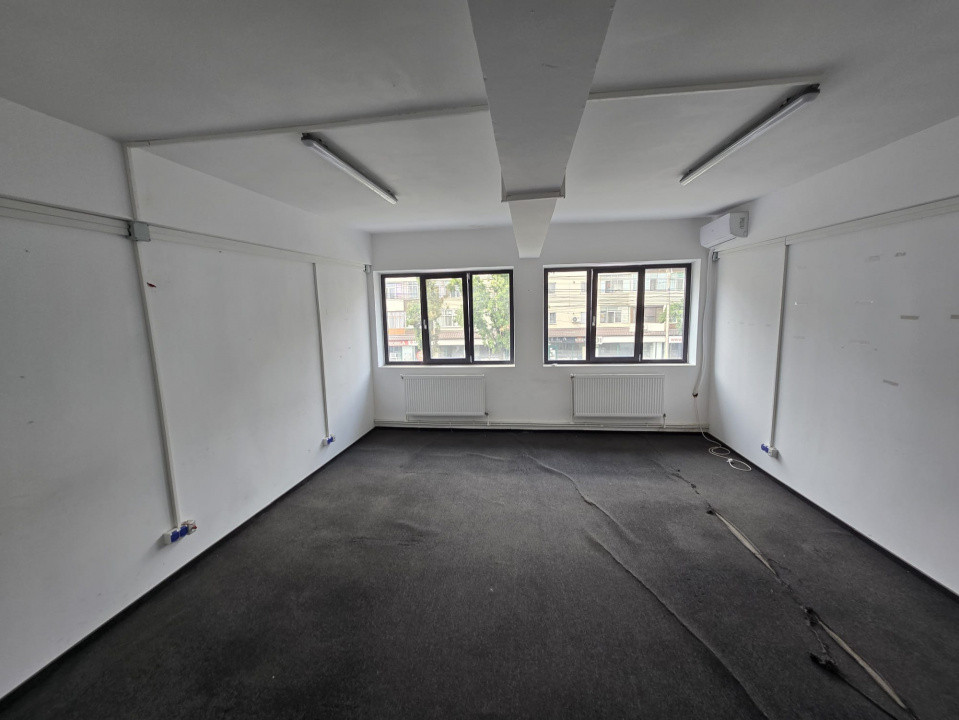 Inchiriere birouri zona Carrefour Felicia - de la 14mp la 31mp