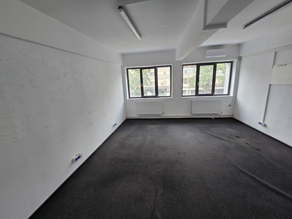 Inchiriere birouri zona Carrefour Felicia - de la 14mp la 31mp