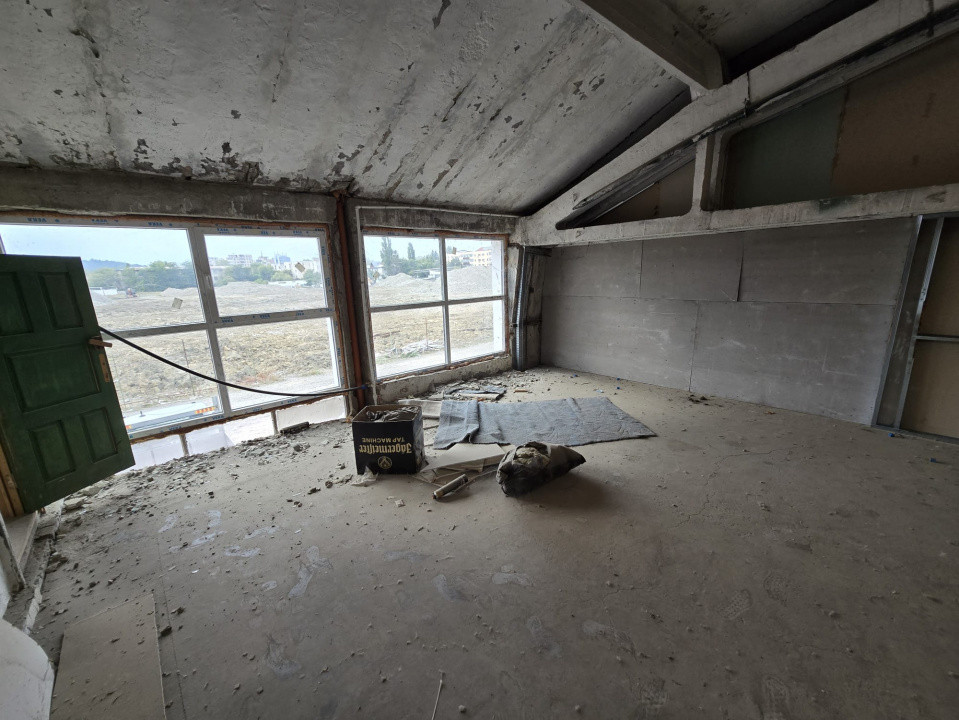 Inchiriere HALA Industriala - Carrefour Felicia 665mp + 124mp parcare