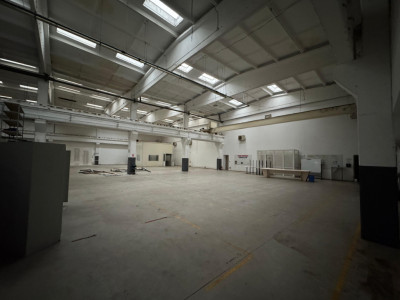 Inchiriere Spatiu industrial - Calea Chisinaului, 700mp + 230mp birou