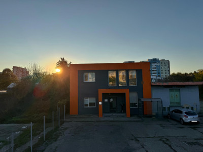 Inchiriere  HALA Industriala -Kaufland Pacurari 230mp + 1000 mp curte 