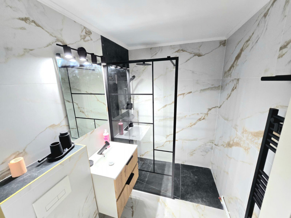 Inchiriere apartament | Trei camere decomandat | Nicolina - 73mp