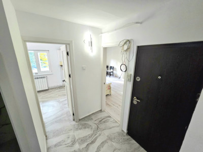 Inchiriere apartament | Trei camere decomandat | Nicolina - 73mp