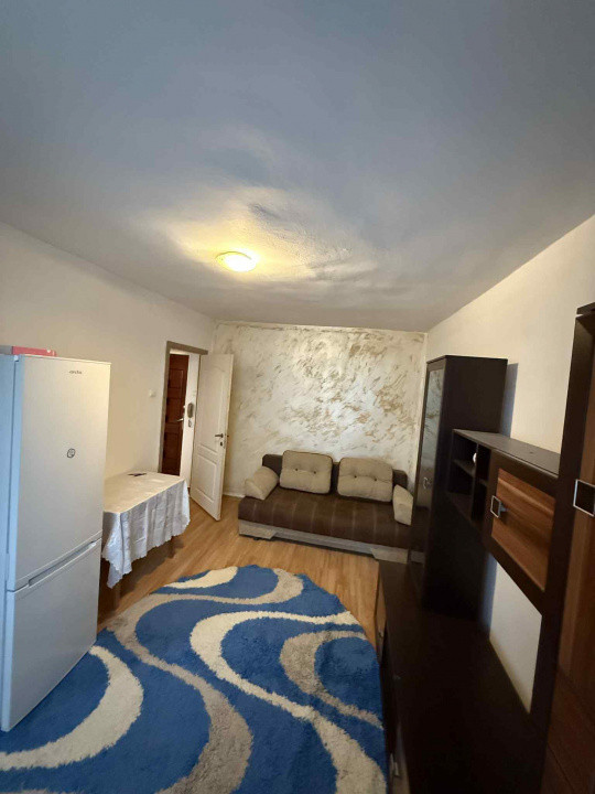 Inchiriere garsoniera - Mircea cel Batran - zona Liceului Tehnologic