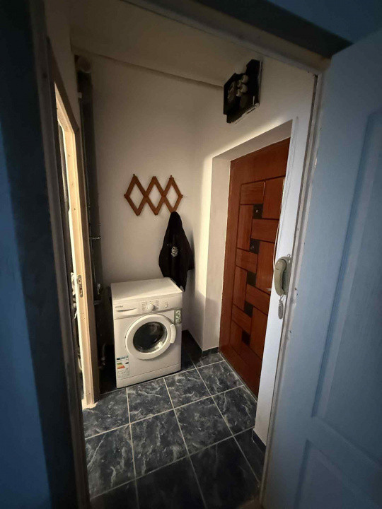 Inchiriere garsoniera - Mircea cel Batran - zona Liceului Tehnologic