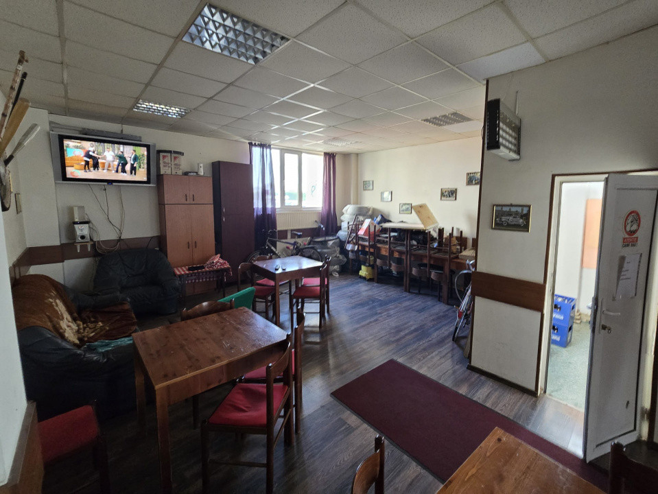 Inchiriere Spațiu Comercial Vitrat, 76 mp Dacia - Mega Image.