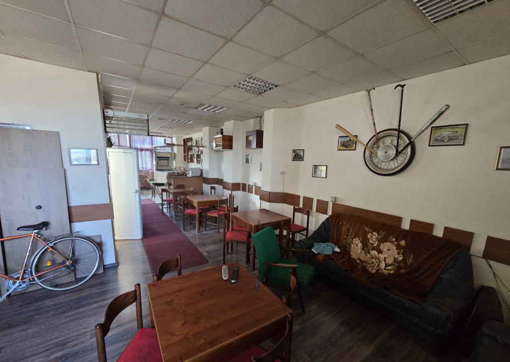 Inchiriere Spațiu Comercial Vitrat, 76 mp Dacia - Mega Image.