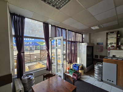 Inchiriere Spațiu Comercial Vitrat, 76 mp Dacia - Mega Image.