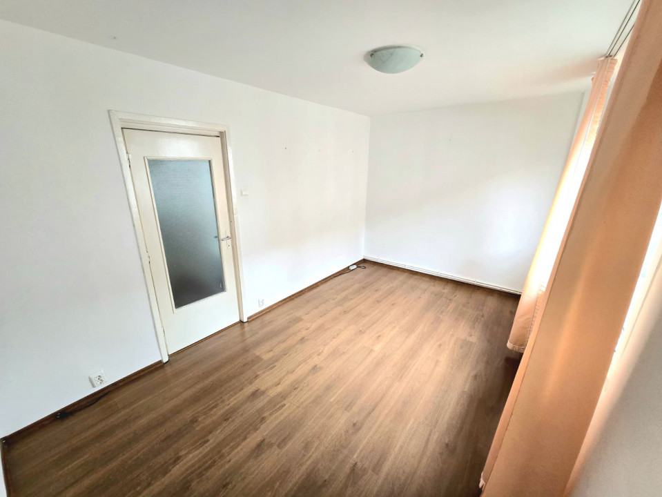 Inchiriere apartament | Doua camere semi-decomandat | Cantemir - 50mp