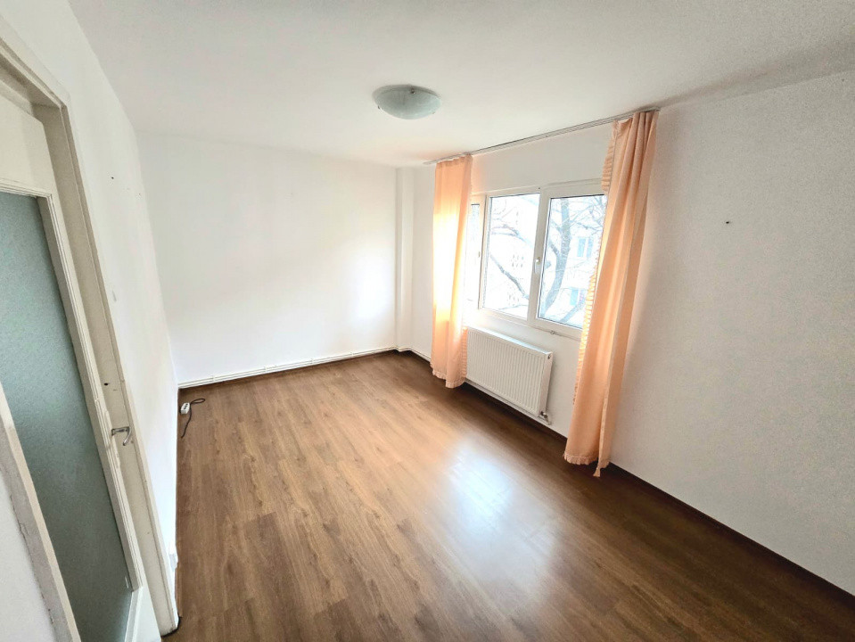 Inchiriere apartament | Doua camere semi-decomandat | Cantemir - 50mp
