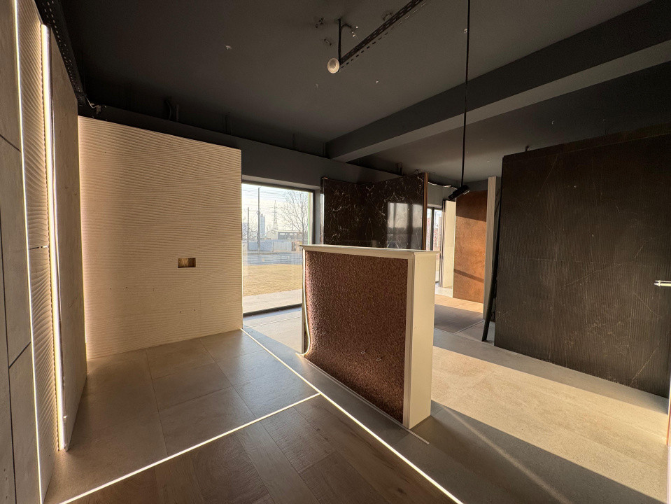 Inchiriere Spațiu Comercial Vitrat, 480 mp Tatarasi - Hotel Amadeo