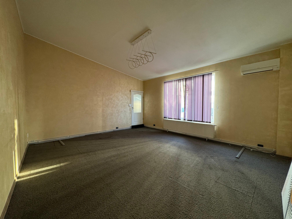 Inchiriere Spațiu Comercial Vitrat, 480 mp Tatarasi - Hotel Amadeo
