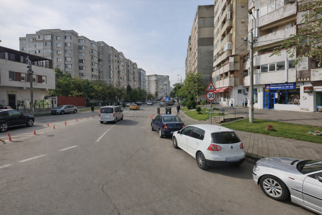 Inchiriere Spațiu Comercial Vitrat, 42 mp Zimbru 