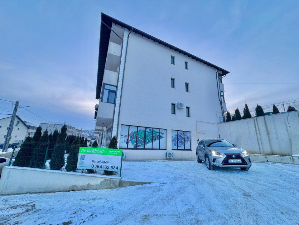 Inchiriere Spațiu Comercial Vitrat, 114 mp - Hlincea