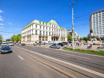 Vânzare Spațiu P. Unirii- Colegiul Național, 111 mp, randament 6.8%