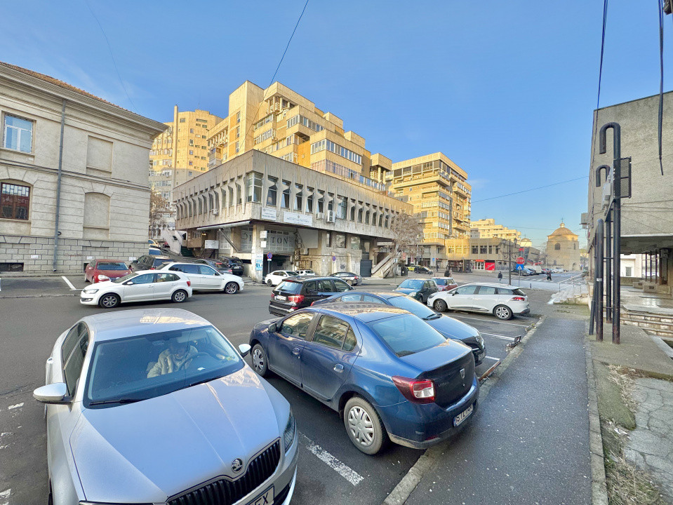 Vânzare Spațiu Comercial- Judecătorie- 160 mp, vitrină 14 ml.