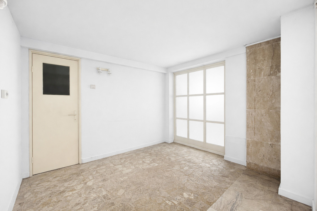 Vânzare Spațiu Comercial- Judecătorie- 160 mp, vitrină 14 ml.