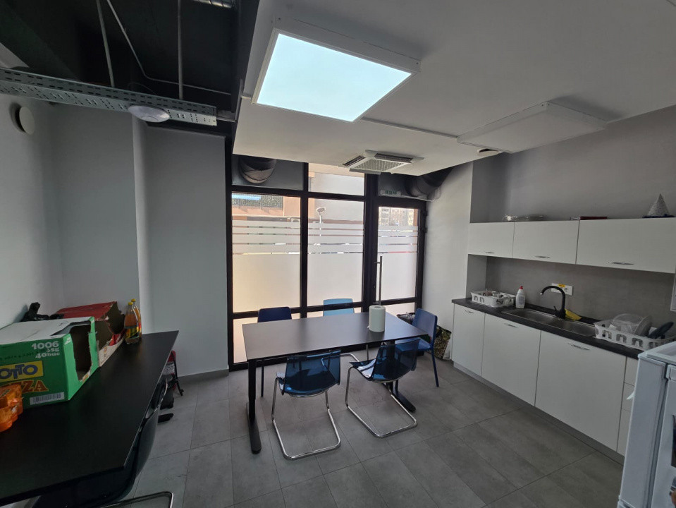 Inchiriere Spațiu Comercial Vitrat, 330mp Tatarasi - Complex Newton