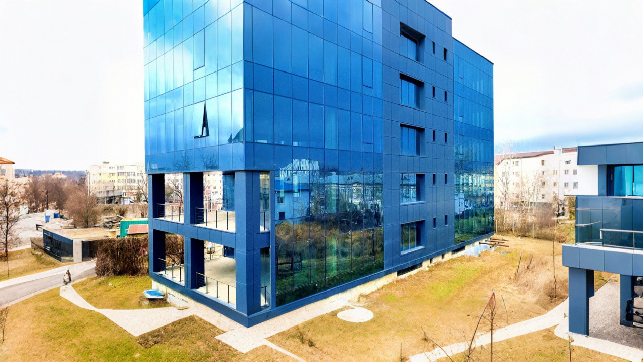 Inchiriere Clădire , Podu Roș - Clinică medicală/Birouri IT/Școală