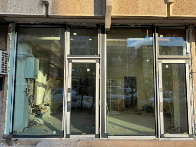 Inchiriere Spațiu Comercial Vitrat, 24 mp Pacurari - Lukoil.