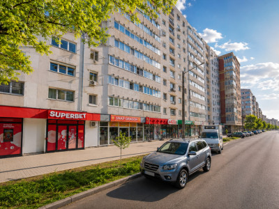 Vanzare Spatiu Comercial 76mp - Dacia