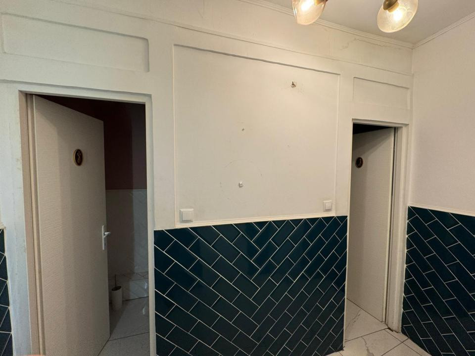 Inchiriere Spațiu pentru Restaurant, 300 mp utili + 300 mp terasă - Gară