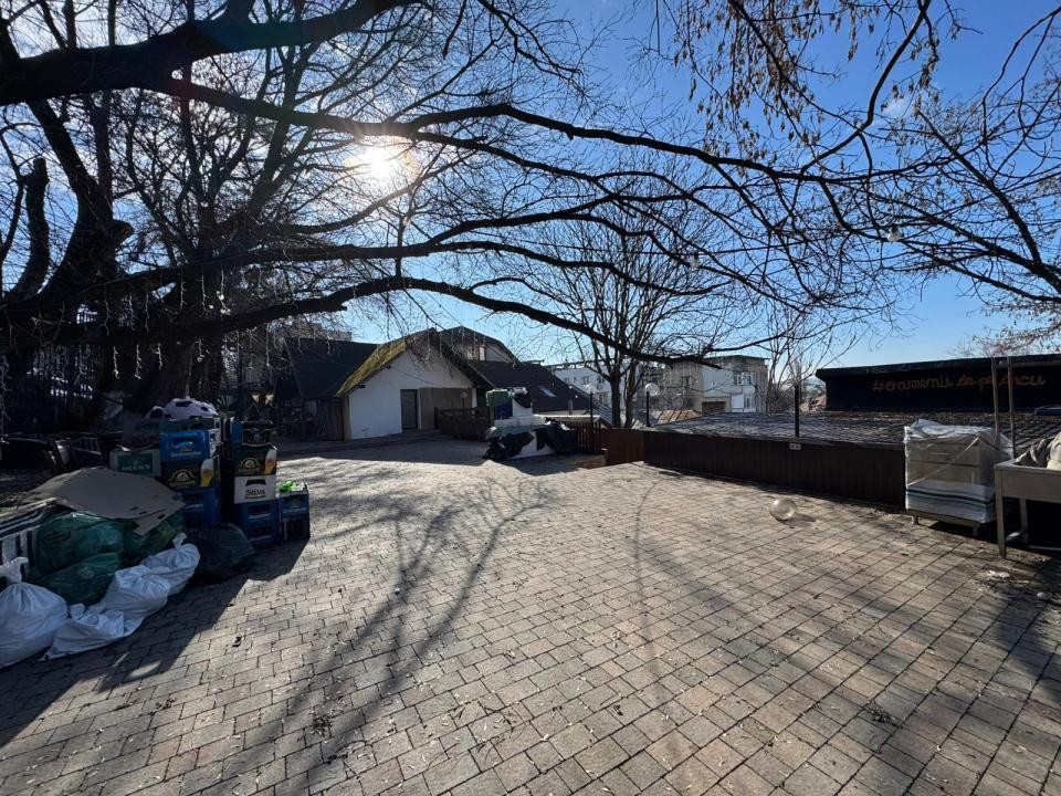 Inchiriere Spațiu pentru Restaurant, 300 mp utili + 300 mp terasă - Gară