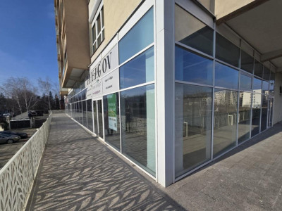 Inchiriere Spațiu Comercial Vitrat, 100mp - Bucium