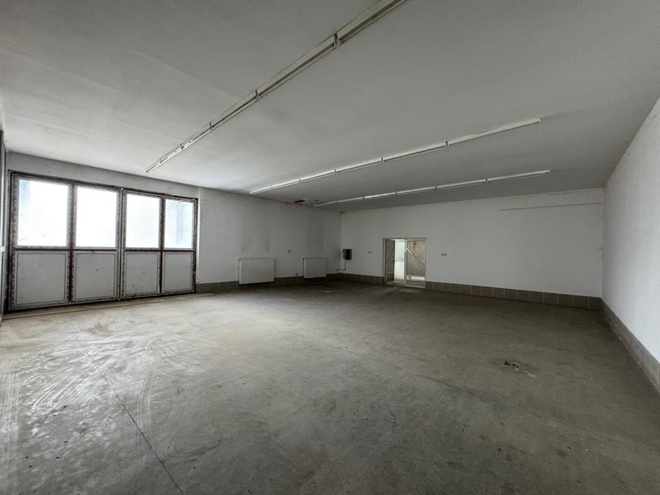 Inchiriere Cladire Medicala/Birouri/Spatii comerciale- 1100mp Bucium