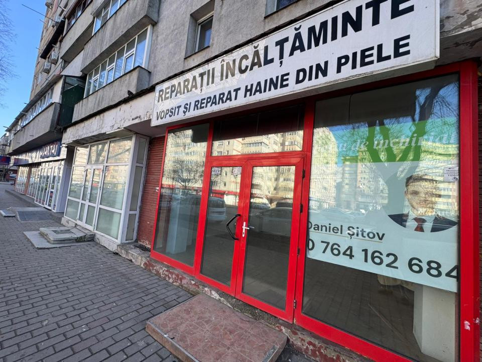 Inchiriere Spațiu Comercial Vitrat, 140 mp Dacia - Statia Bicaz