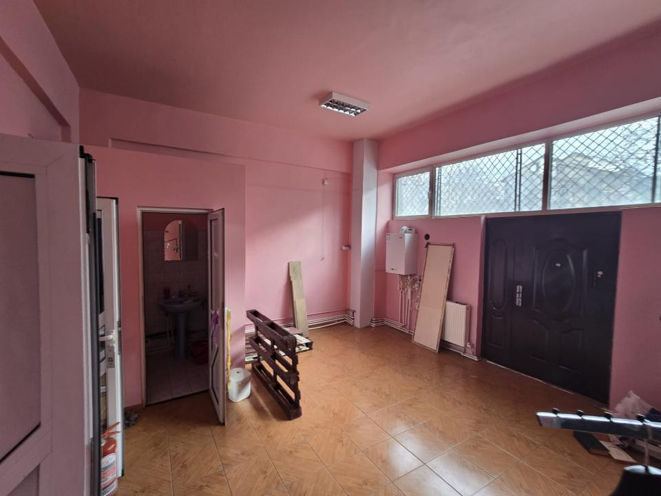 Inchiriere Spațiu Comercial, 78 mp Frumoasa - Manastirea Frumoasa.