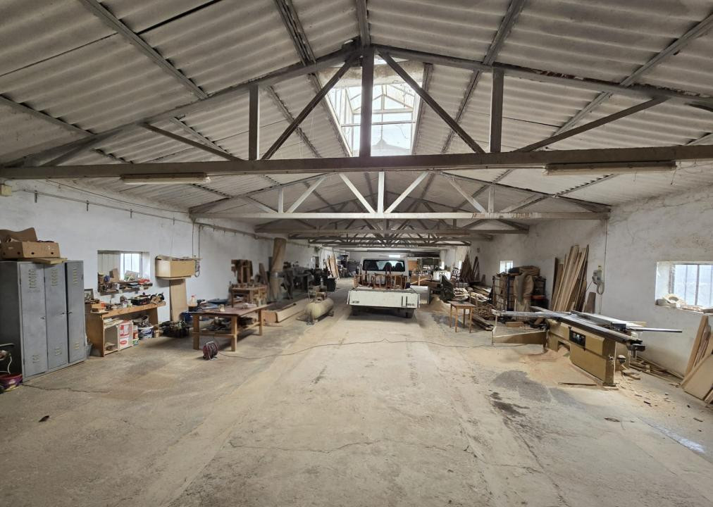 Inchiriere  HALA Industriala -Popricani - 1000mp