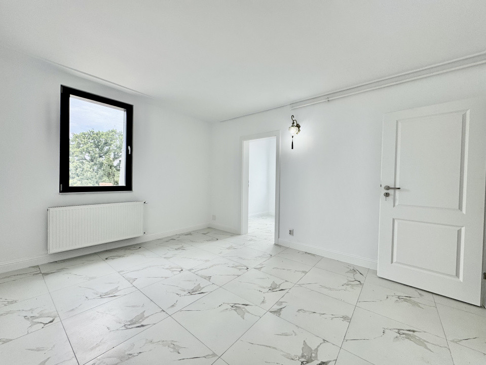 Vânzare Vilă Unicat în Copou- 1000 mp utili + 2300 teren, 15 parcări.