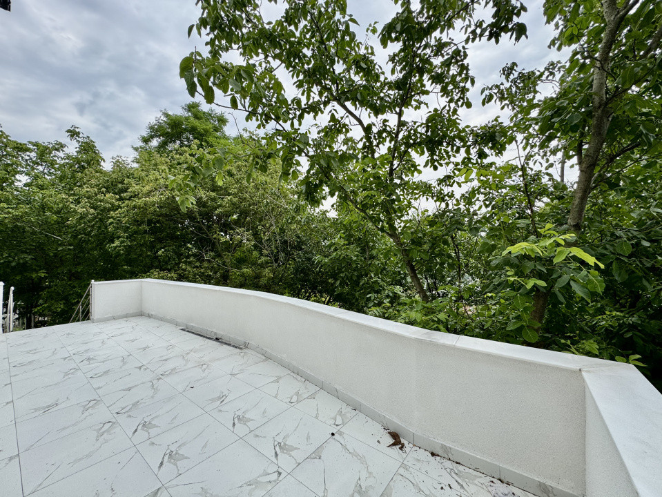 Vânzare Vilă Unicat în Copou- 1000 mp utili + 2300 teren, 15 parcări.