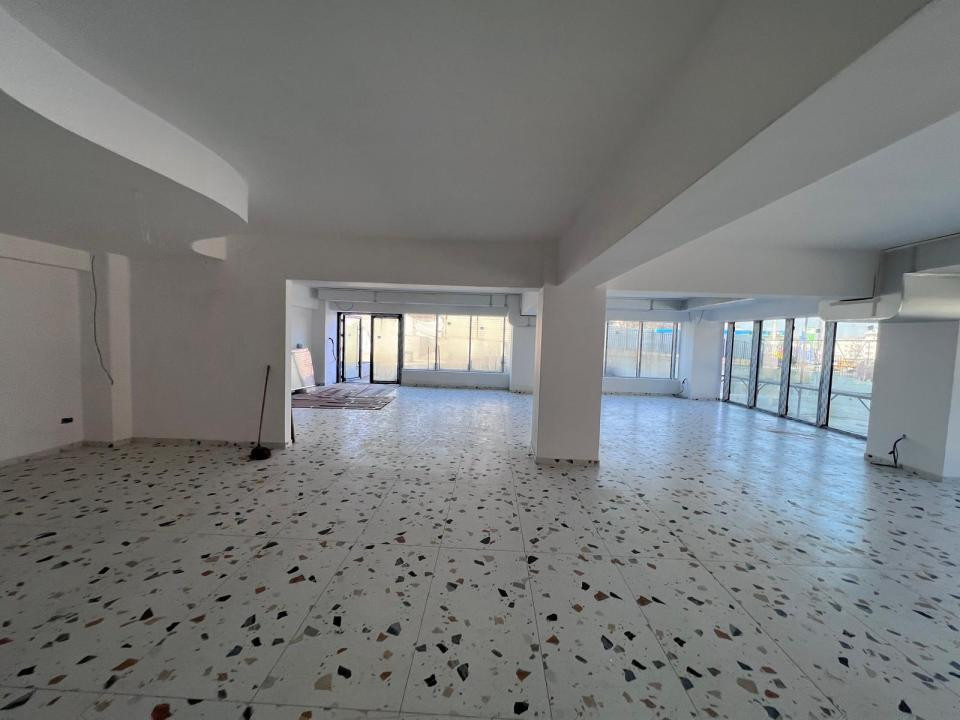 Inchiriere Spațiu Comercial Vitrat, 210 mp Nicolina - OMV