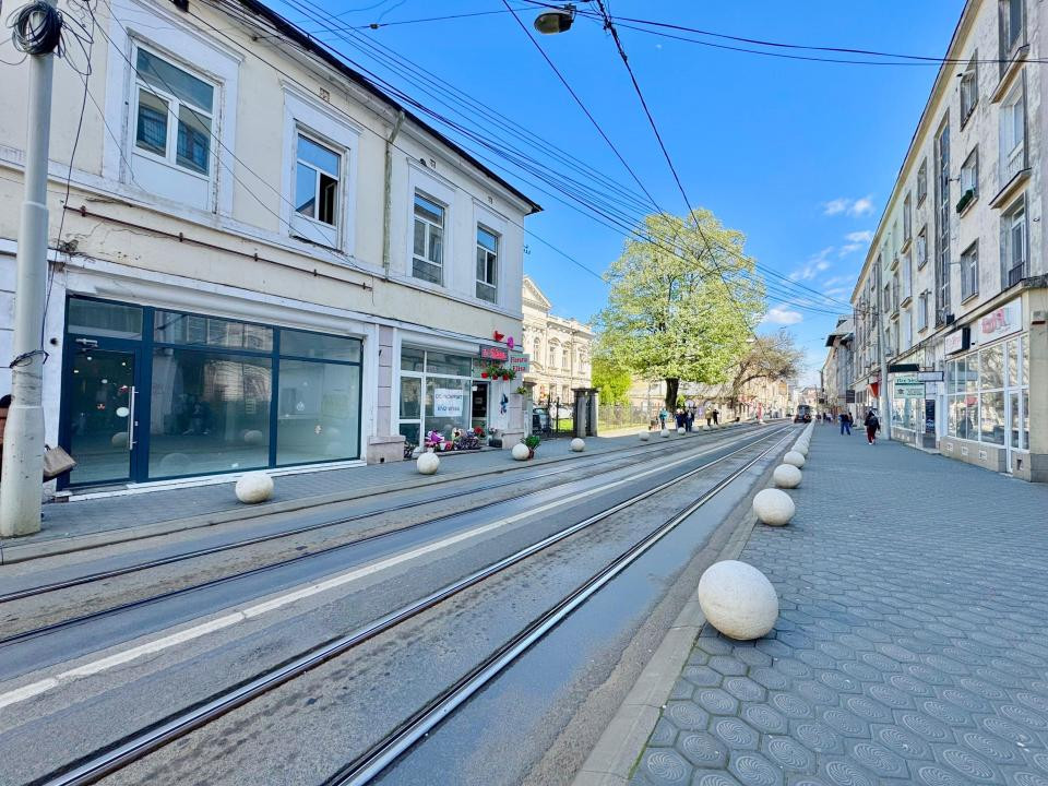 Închiriere Spațiu Comercial Stradal 71 mp- Piața Unirii- Vitrină 5 ml