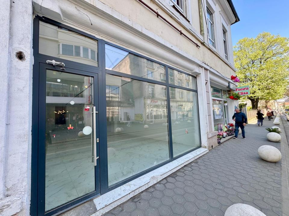 Închiriere Spațiu Comercial Stradal 71 mp- Piața Unirii- Vitrină 5 ml