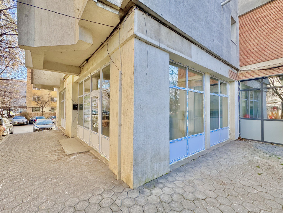 Închiriere Spațiu Comercial Nicolina- Pizza Puffy, 108 mp, 12 euro/ mp