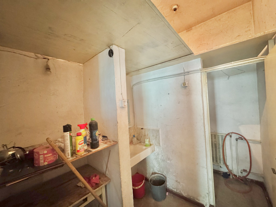 Închiriere Spațiu Comercial Nicolina- Pizza Puffy, 108 mp, 12 euro/ mp