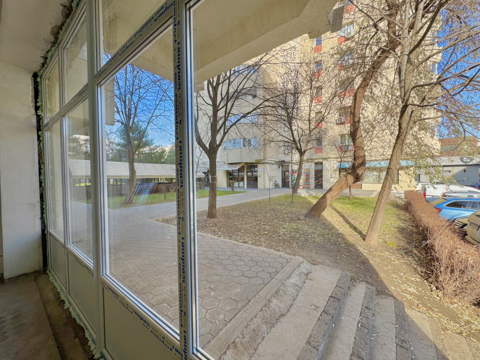 Închiriere Spațiu Comercial Nicolina- Pizza Puffy, 108 mp, 12 euro/ mp