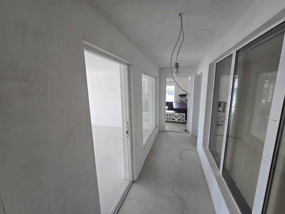 Inchiriere Spații Comerciale/Birouri - de la 30mp la 150mp - Poitiers