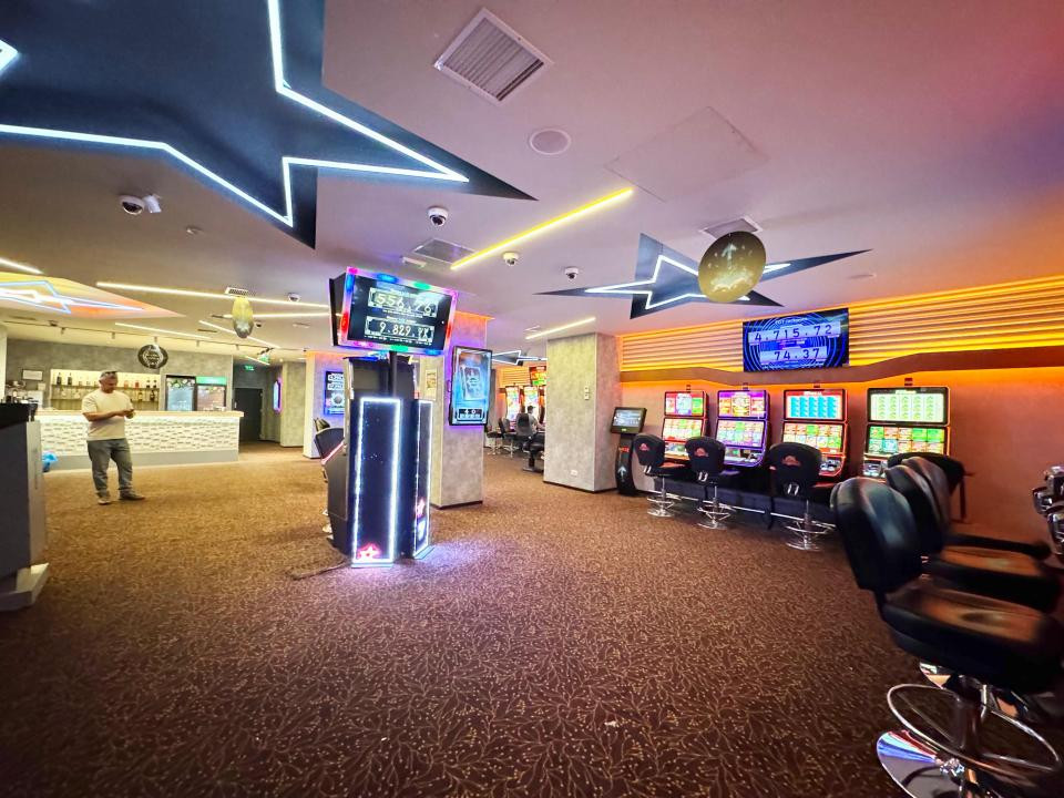 Inchiriere Spațiu Comercial Vitrat, 105mp Pacurari - Moara de Foc