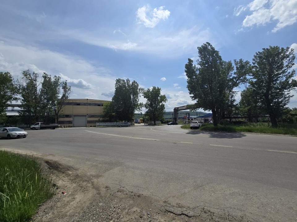 Inchiriere Spațiu Comercial 100mp - Soseaua Iasi-Tomesti