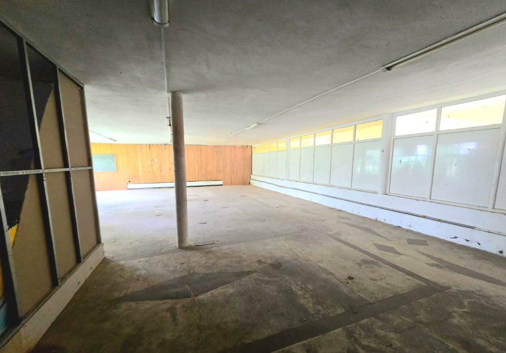 Inchiriere Spațiu Comercial Vitrat, 180 mp Baza 3 - Zona eGross