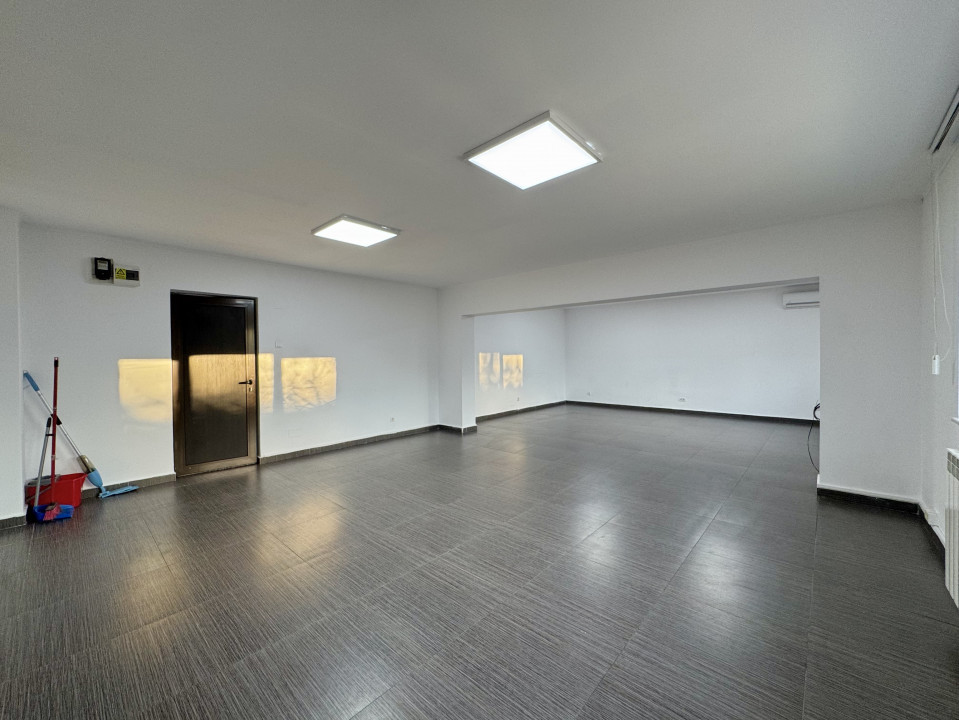 Închiriere Birou 70 mp în Copou. Parter. 1 loc de parcare inclus.